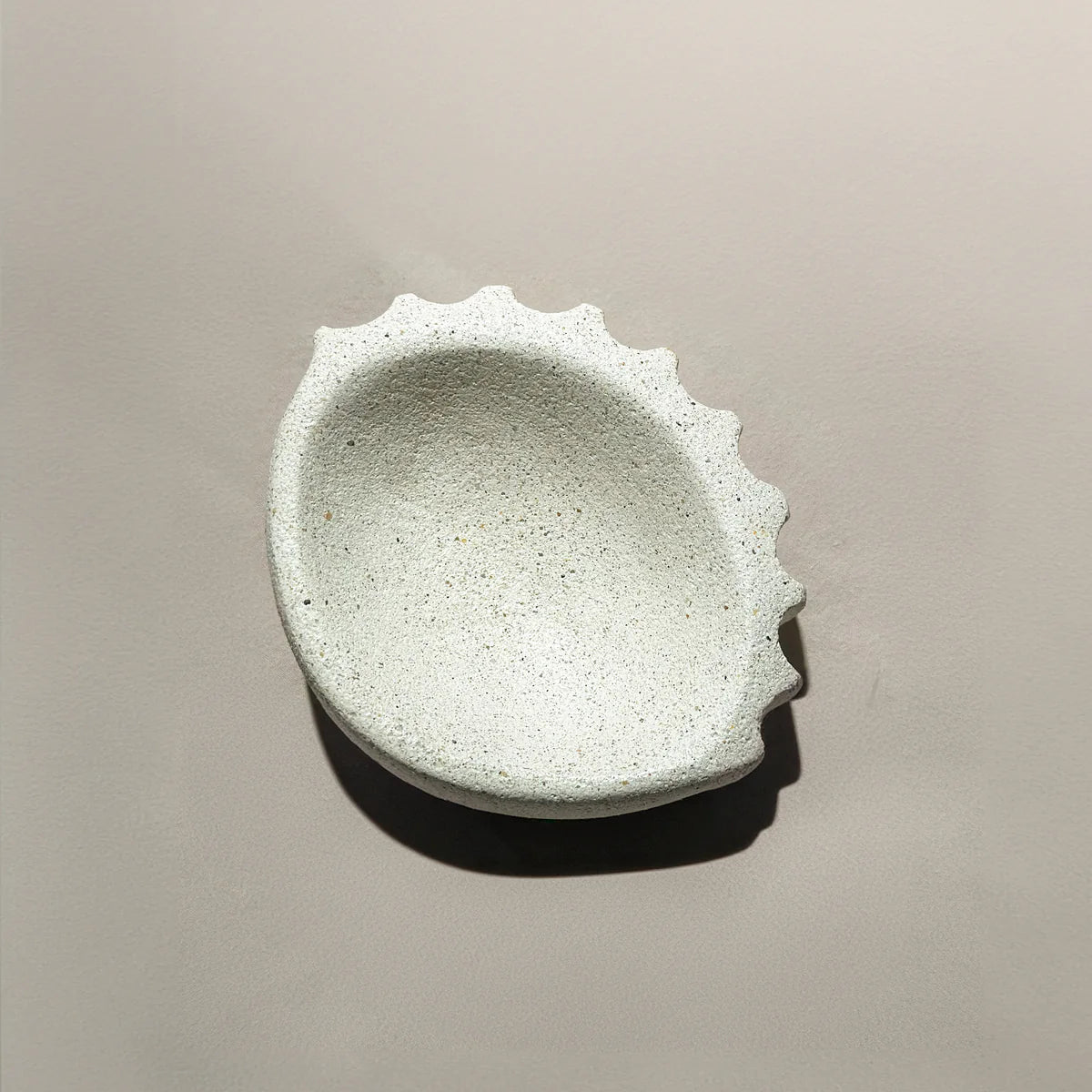 Mandorla trinket dish